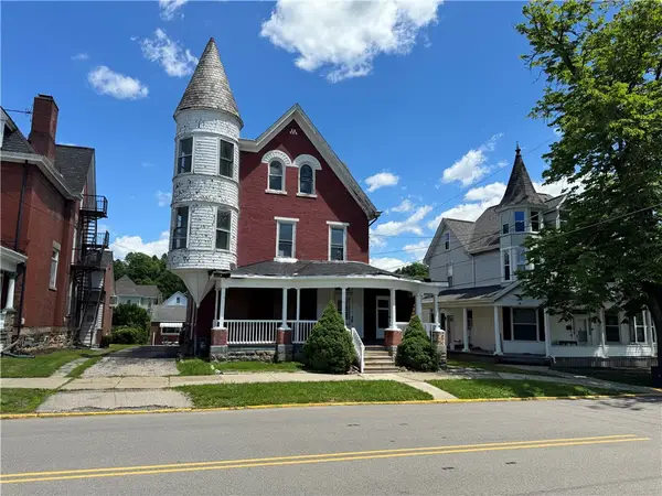 516 3rd St, California, PA 15419