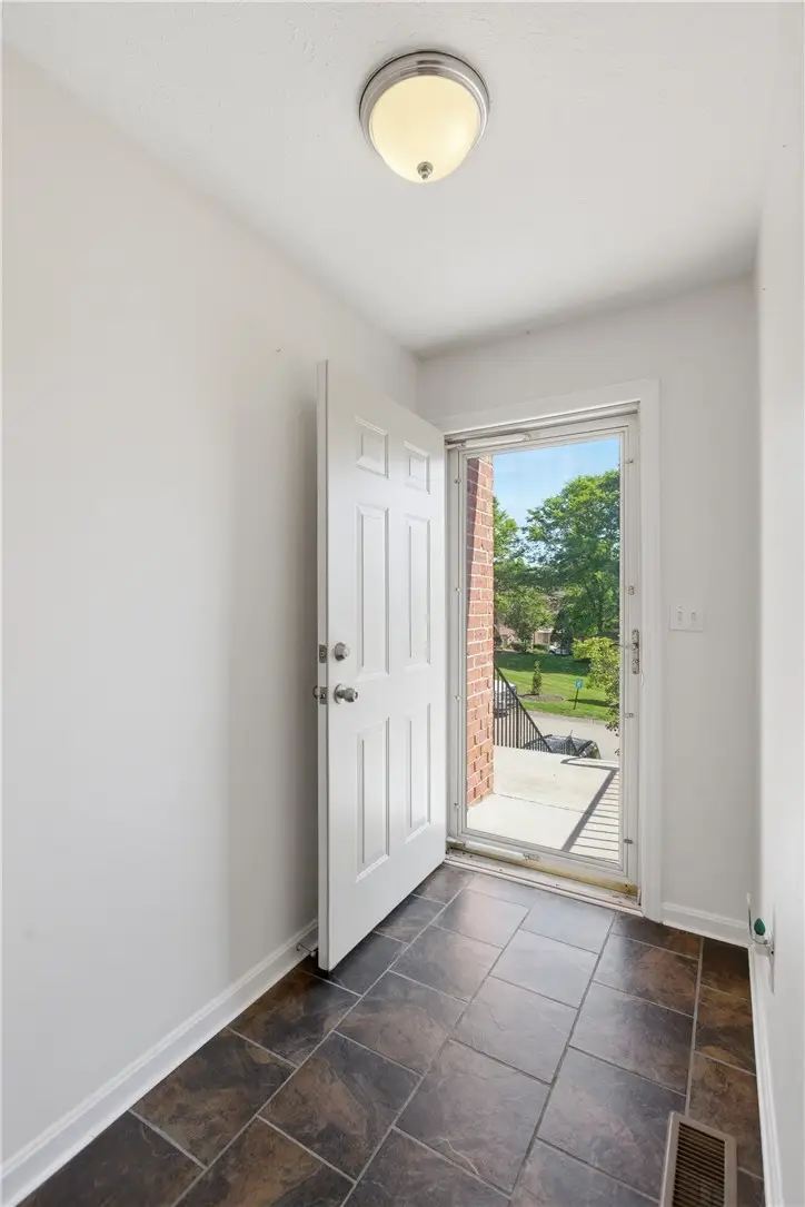 402 Berrington Ct, Bethel Park, PA 15102 - #3