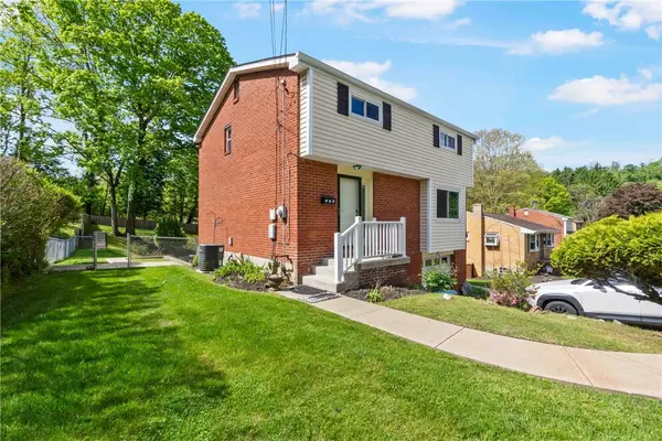 228 Shenandoah Dr, Pittsburgh, PA 15235