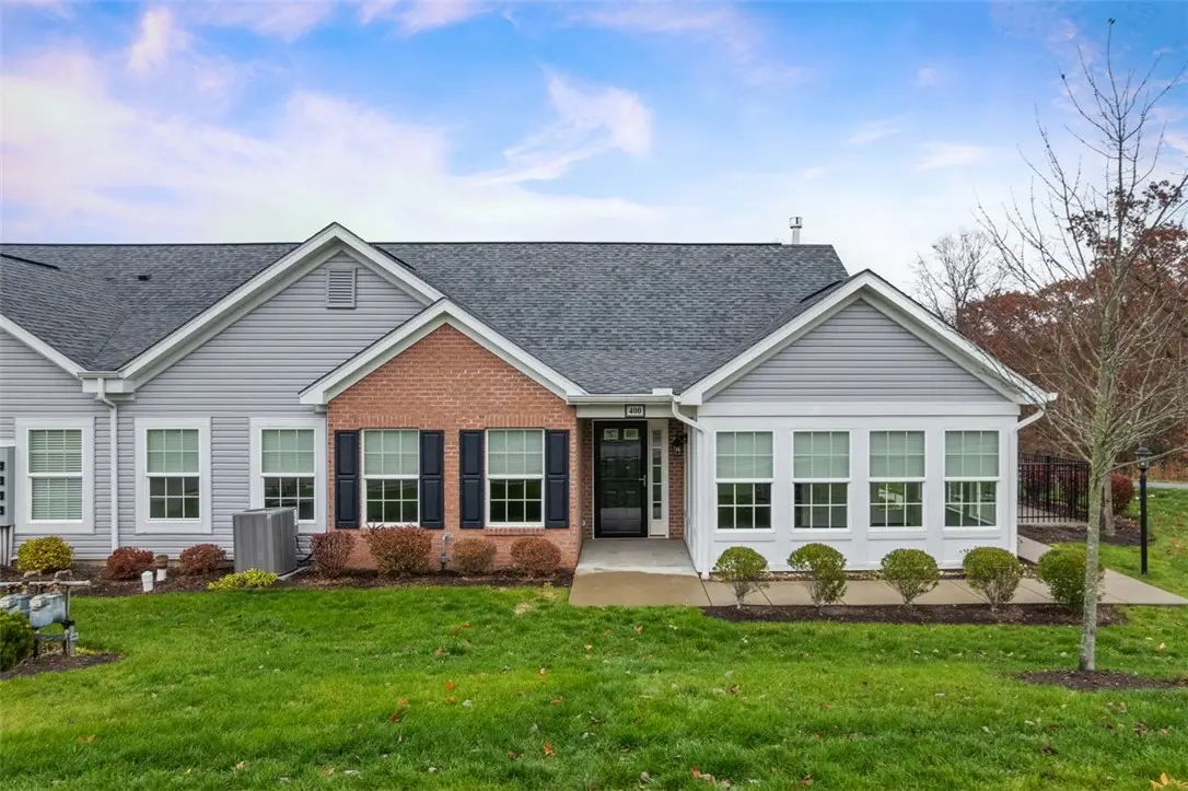 400 Spring Valley Dr, Zelienople, PA 16063 - #1