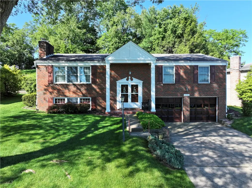 5025 Windover Dr., Pittsburgh, PA 15205 - #1