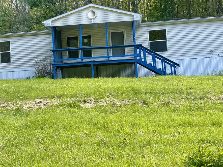 358 Smith Creek Rd, Spraggs, PA 15362 - #2