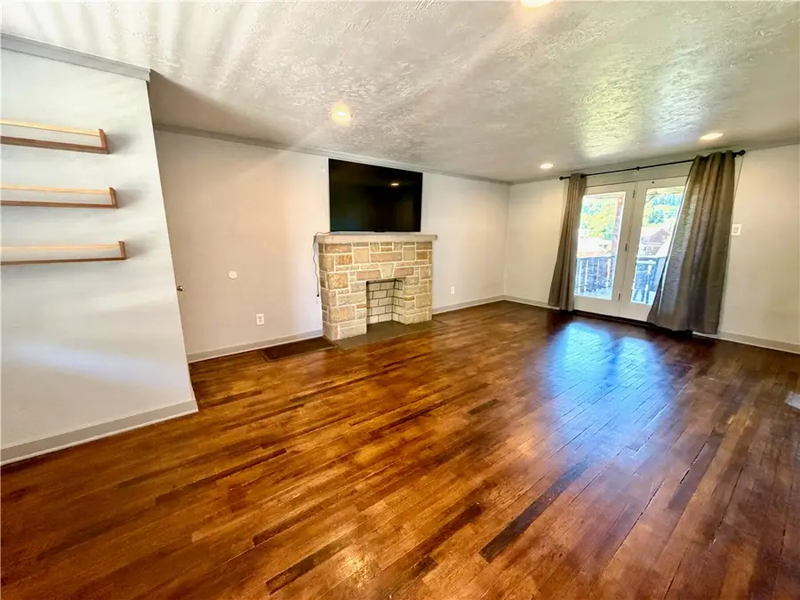 1516 Kansas Ave, White Oak, PA 15131 - #3