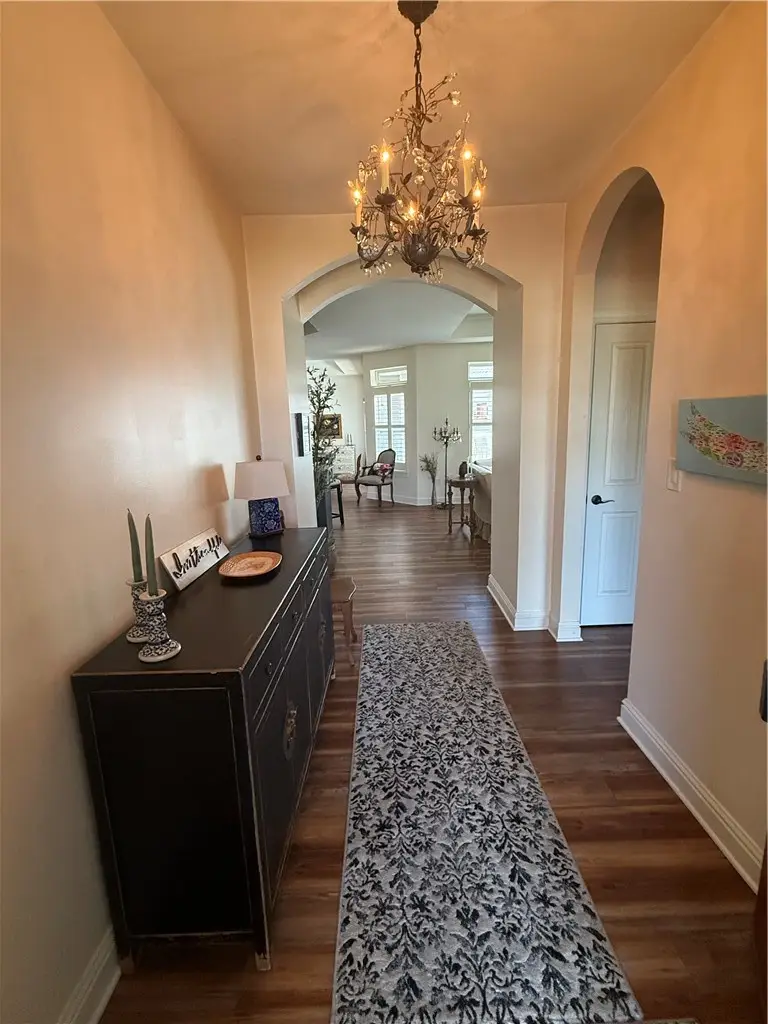 142 Cobblestone Dr, Pittsburgh, PA 15237 - #2