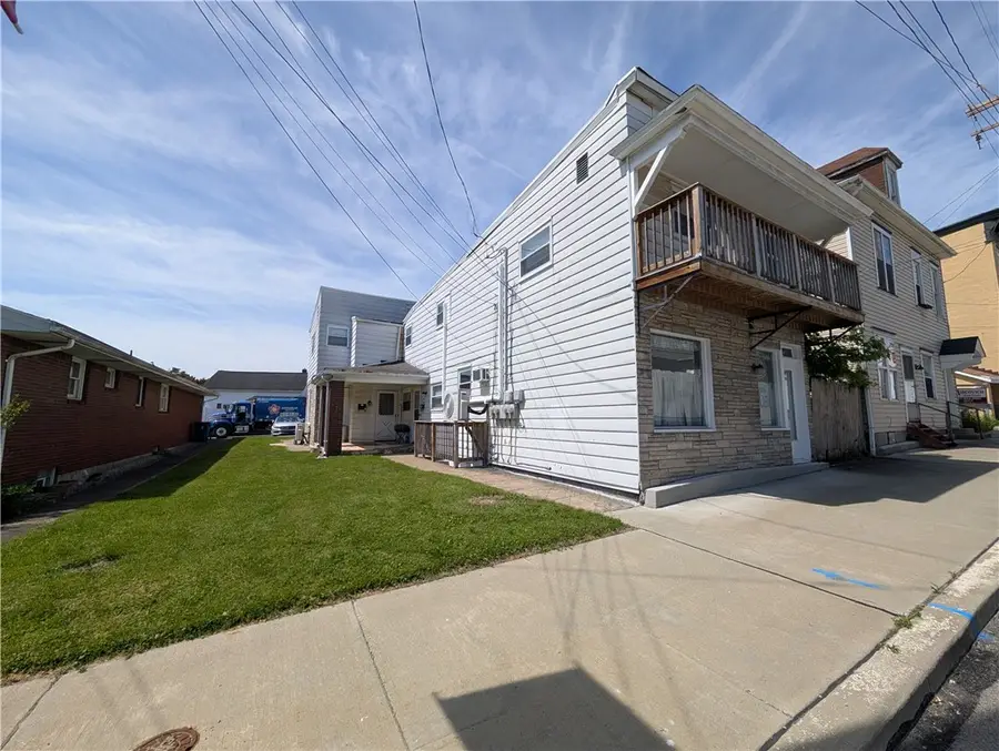 207 Depot St, Youngwood, PA 15697 - #3