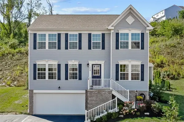 264 Lily Ridge Dr, Canonsburg, PA 15317
