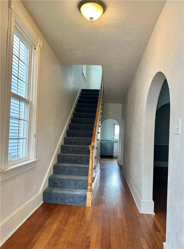 411 Saint Clair St, Latrobe, PA 15650 - #3