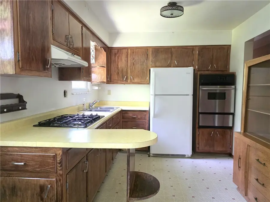 1411 Herbert St, North Versailles, PA 15137 - #2