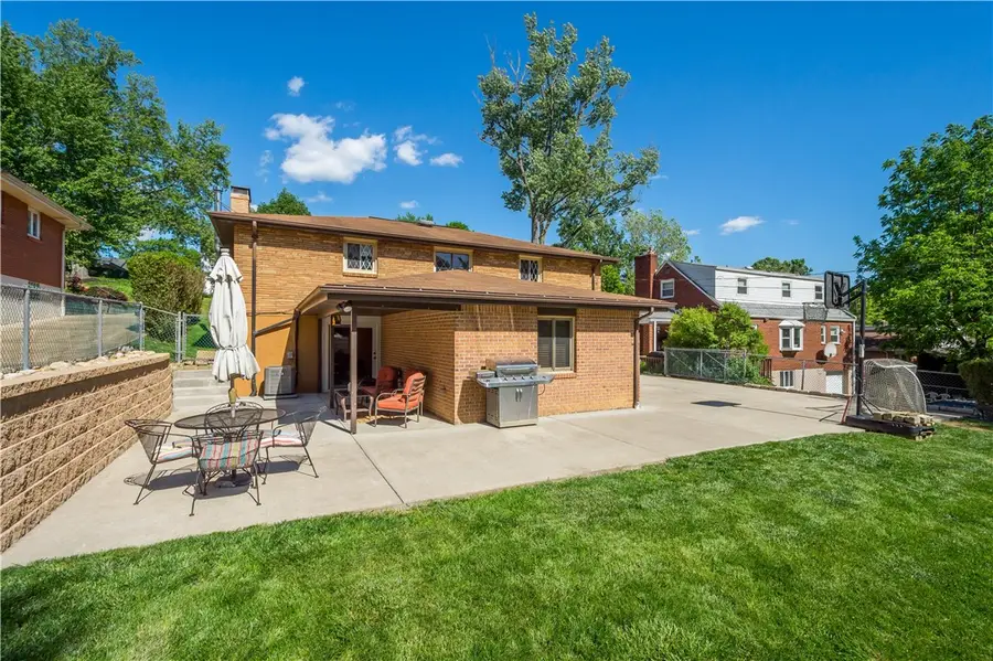 1234 Lakemont Dr., Pittsburgh, PA 15243 - #3