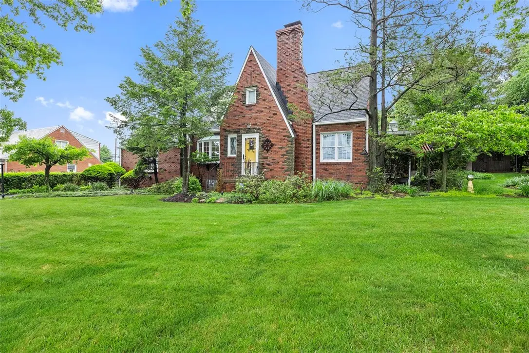 6603 Brownsville Rd, Pittsburgh, PA 15236 - #1