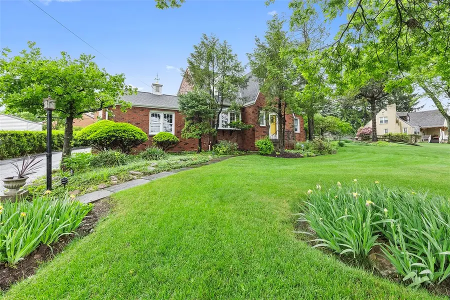 6603 Brownsville Rd, Pittsburgh, PA 15236 - #2