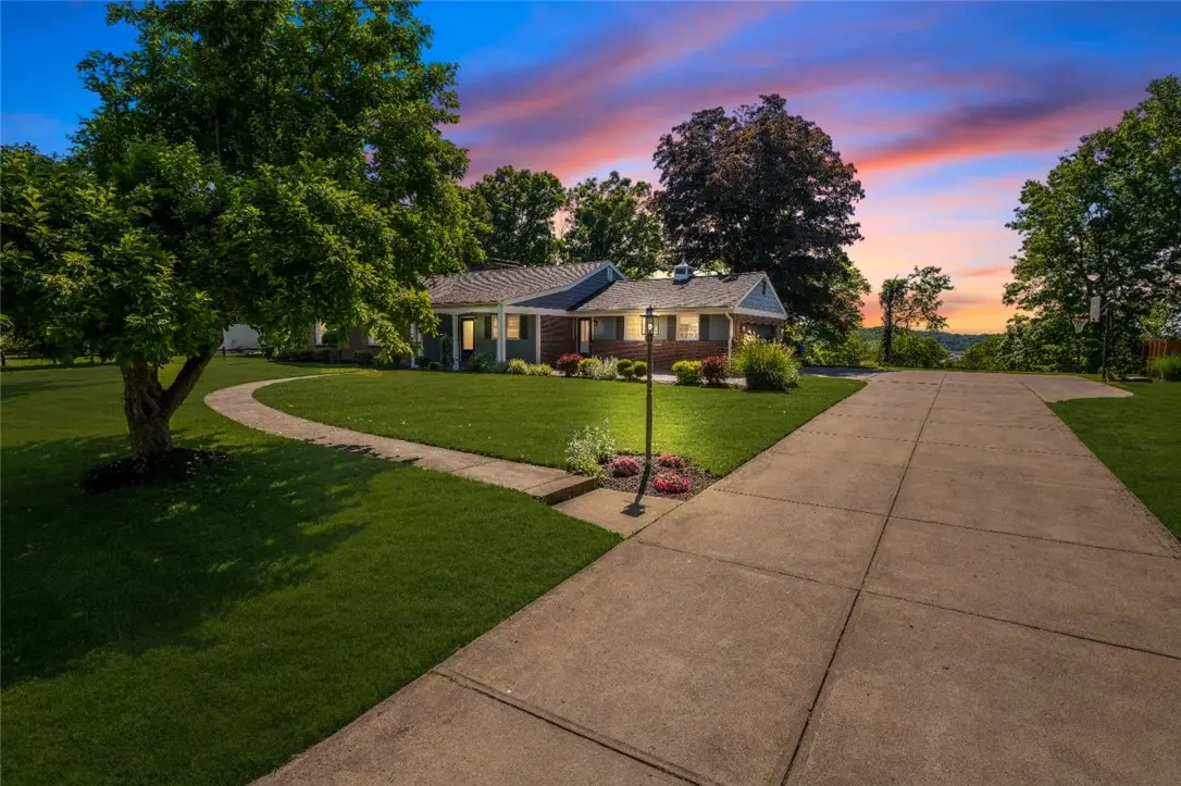6 Old Farm Rd, Carnegie, PA 15106 - #1