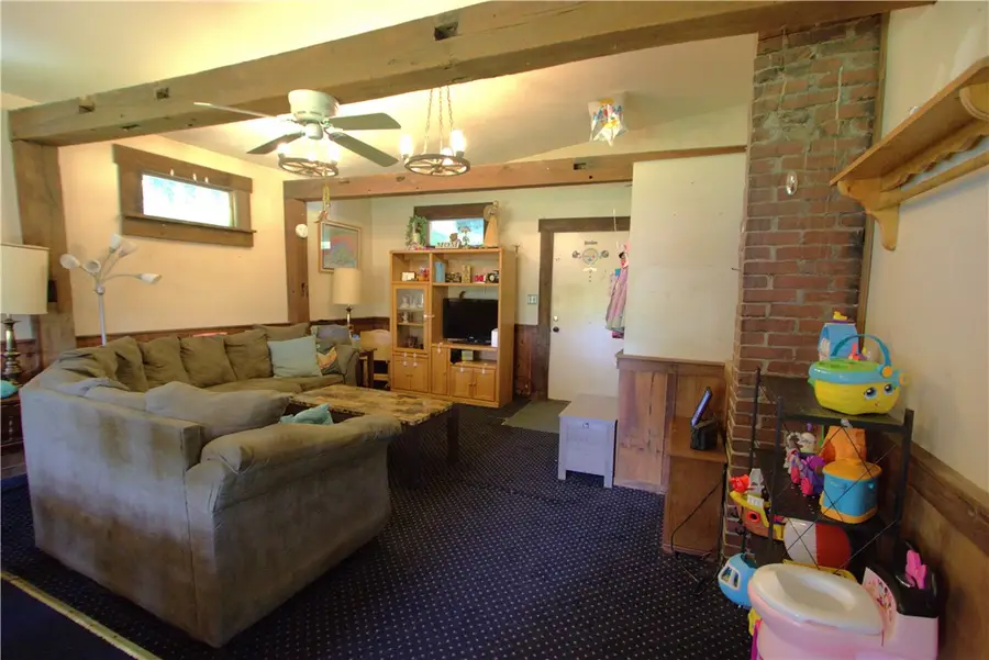 461 4th Avenue, New Eagle, PA 15067 - #2