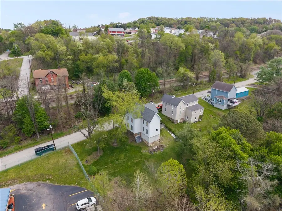 1101 Chambers Ave Ext, Grapeville, PA 15634 - #2
