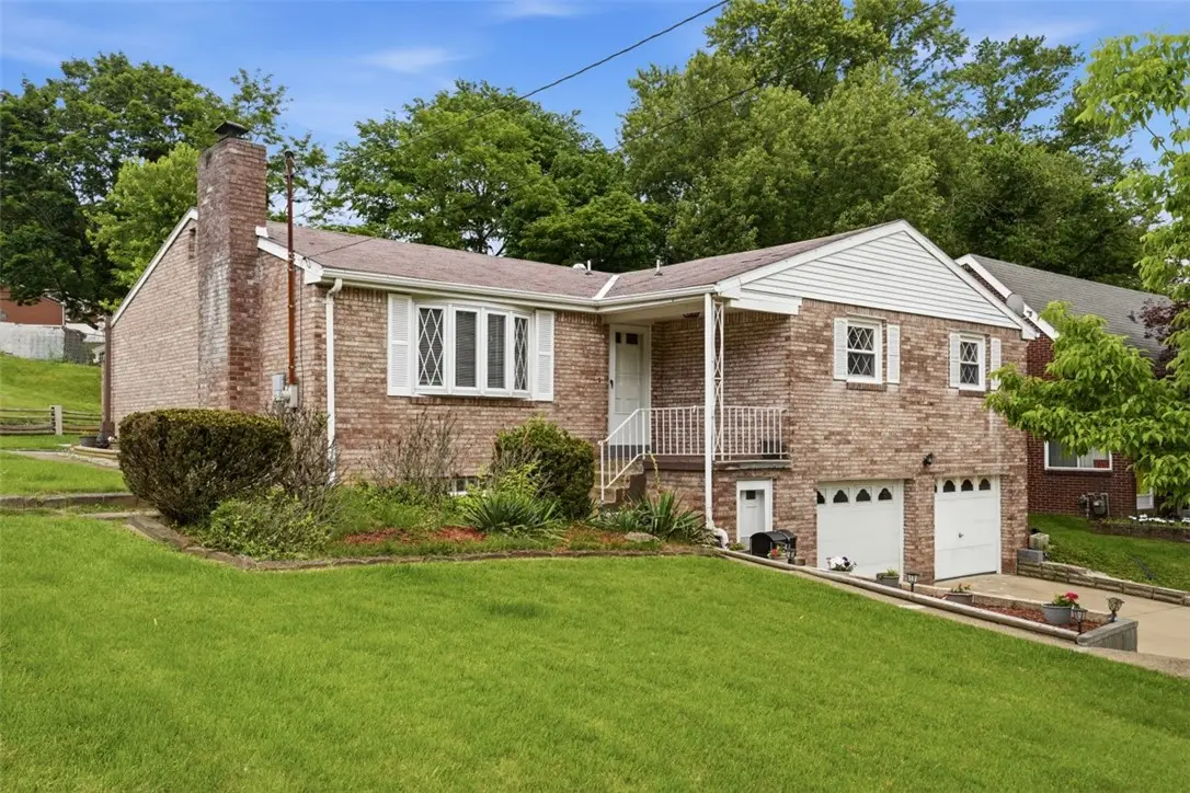 166 Glenhurst Dr, Verona, PA 15147 - #1