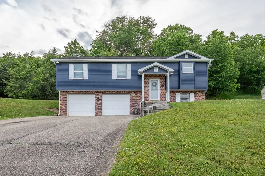 1053 New London Dr, Greensburg, PA 15601 - #1