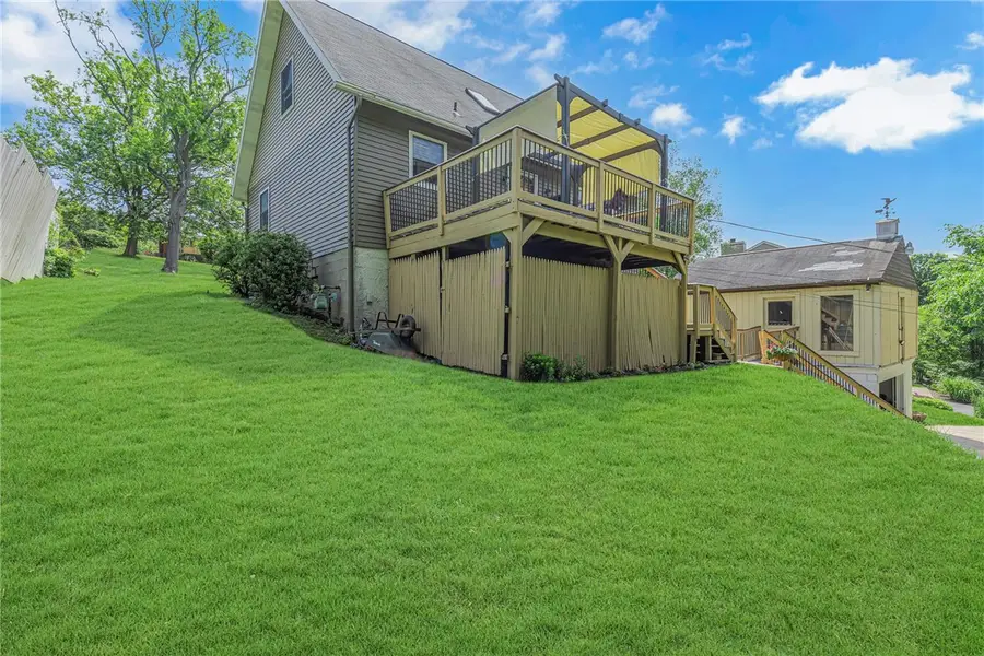 210 Pine Drive, Coraopolis, PA 15108 - #3