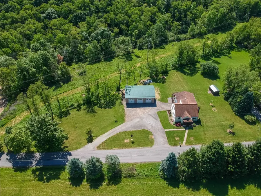 178 Lutz Rd, Zelienople, PA 16063 - #2