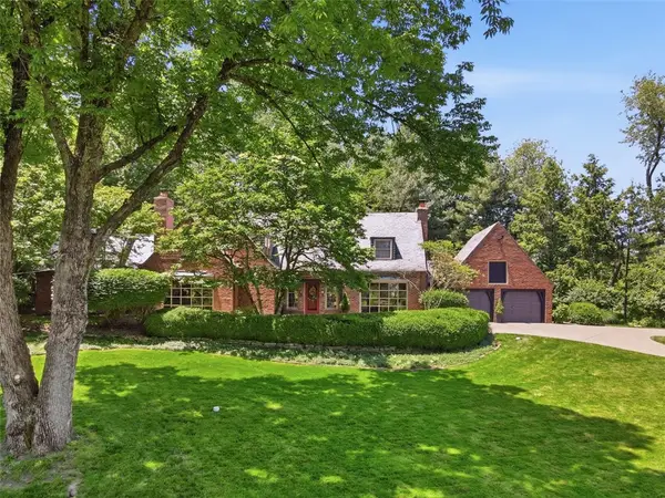 600 Foxhurst Road, Pittsburgh, PA 15238