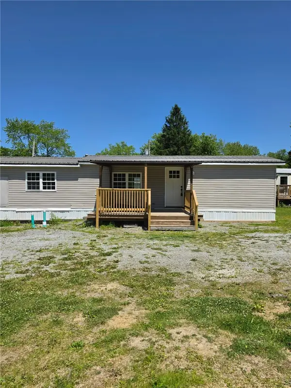 834 Mcgee Lane, Derry, PA 15627