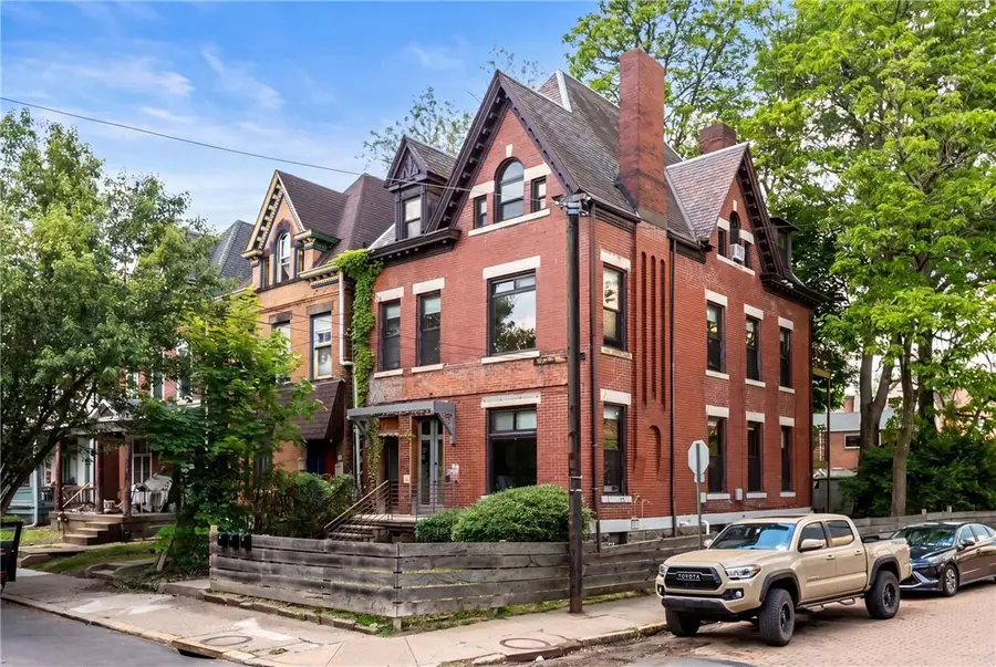 300 S Trenton Ave, Pittsburgh, PA 15221 - #2