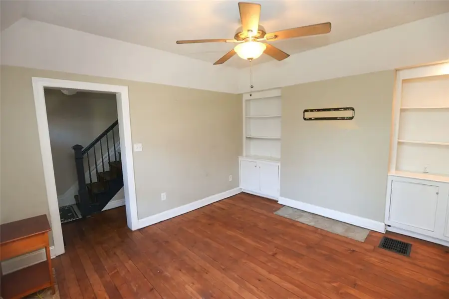 112 Wilbert St, Pittsburgh, PA 15211 - #2