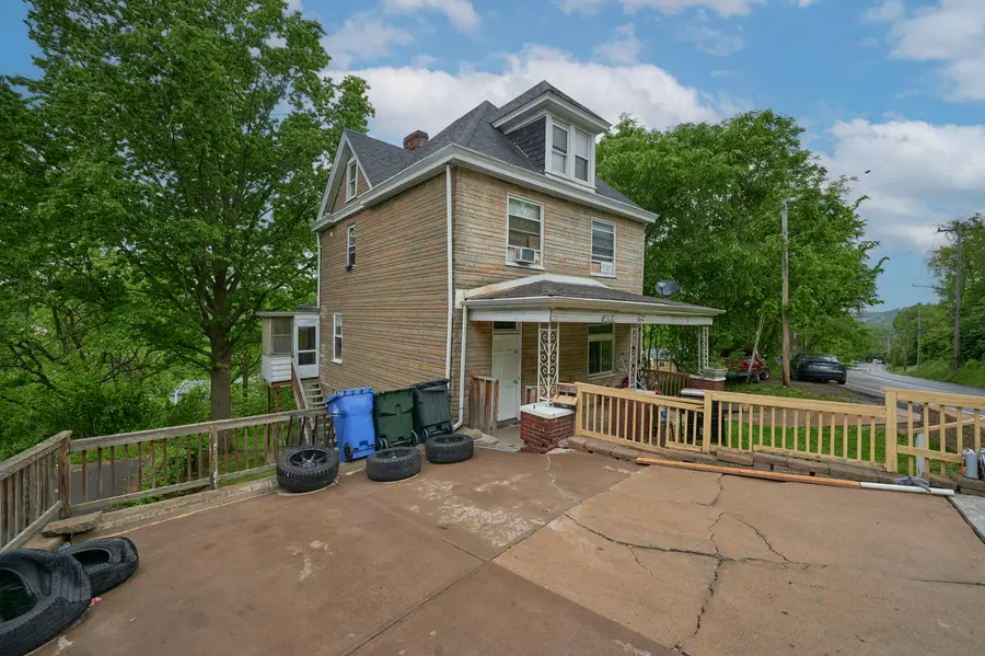 3038 Provost Road, Pittsburgh, PA 15227 - #2
