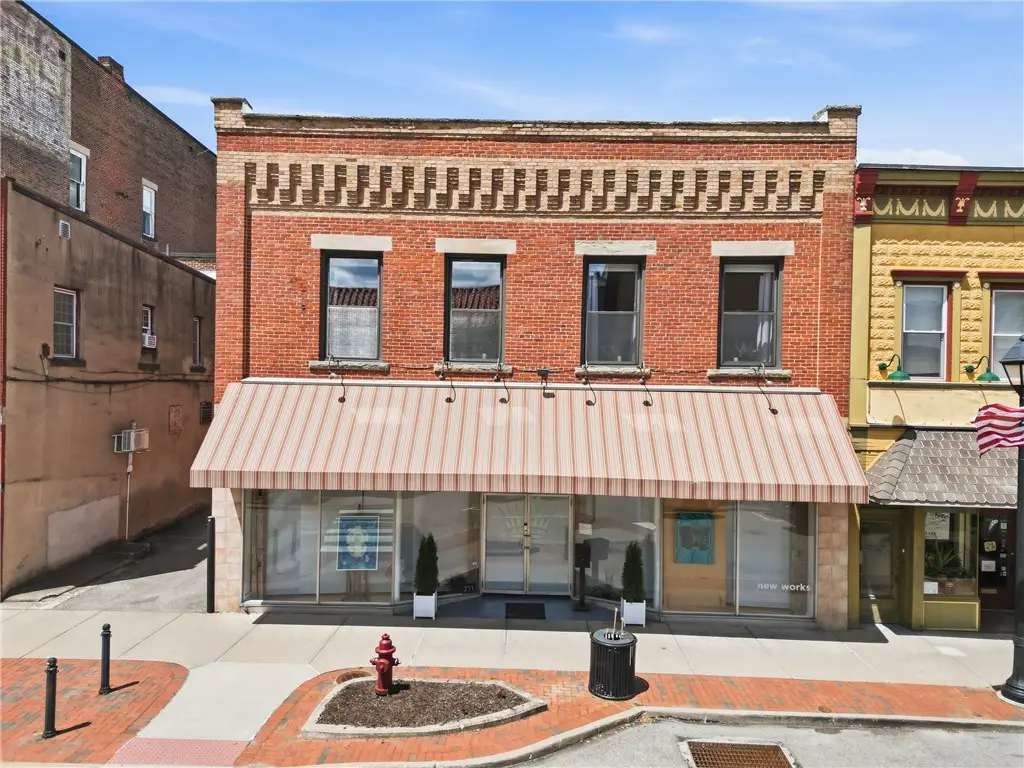235 S Broad St, Grove City, PA 16127 - #1