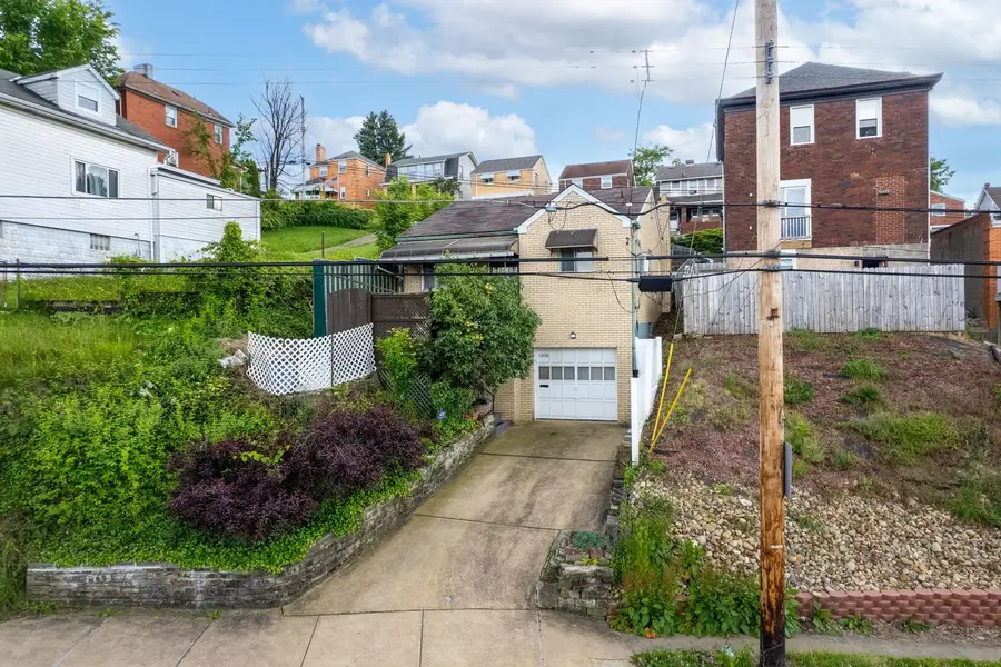 1208 Merrick Avenue, Pittsburgh, PA 15226 - #3