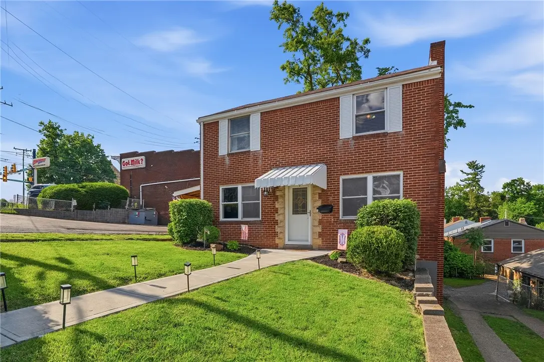 11 E Willock Rd, Pittsburgh, PA 15227 - #1