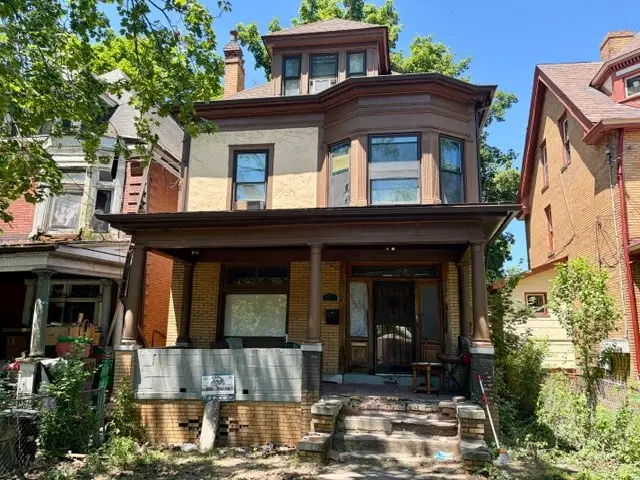 1213 Wood, Pittsburgh, PA 15221 - #1