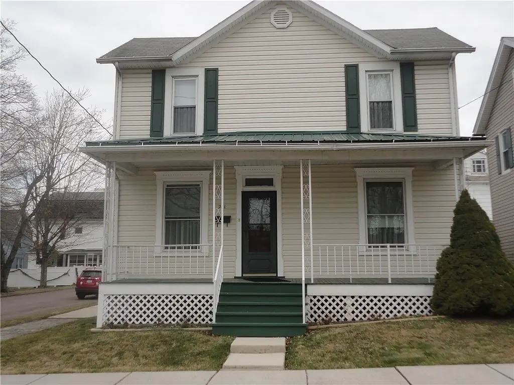 201 Lincoln Ave, Meyersdale, PA 15552 - #1