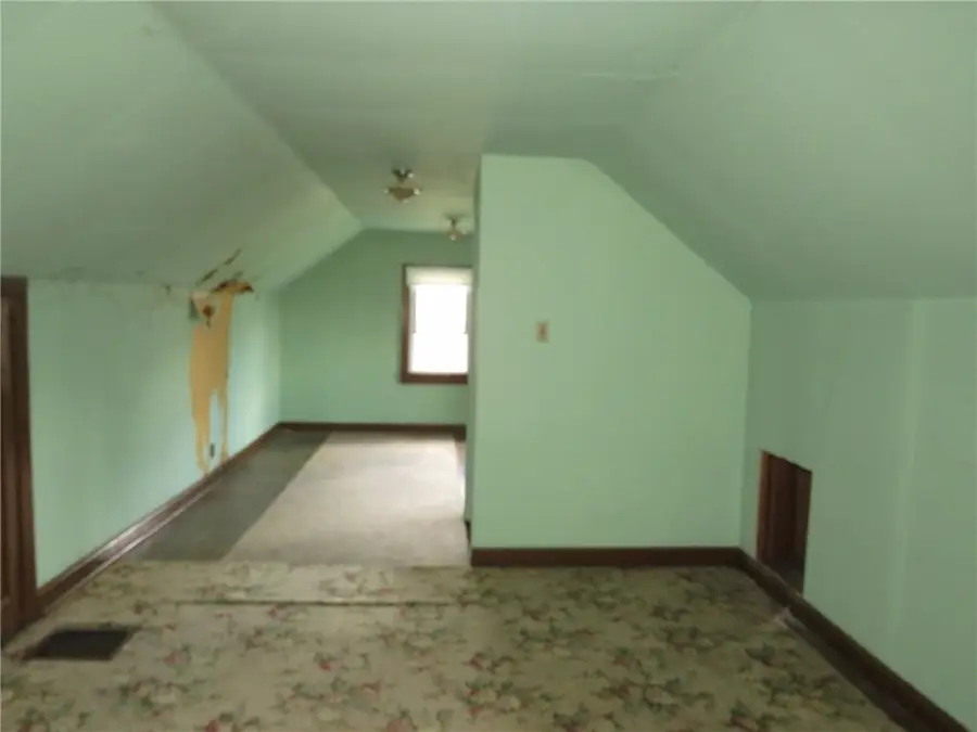 225 N Main St, Houston, PA 15342 - #2