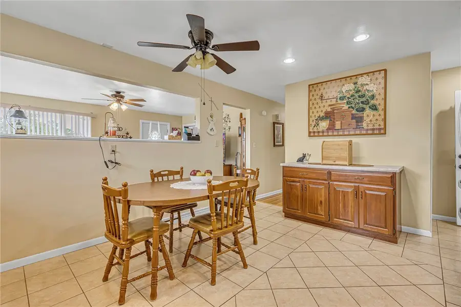 746 Mclean St, Rochester, PA 15074 - #3
