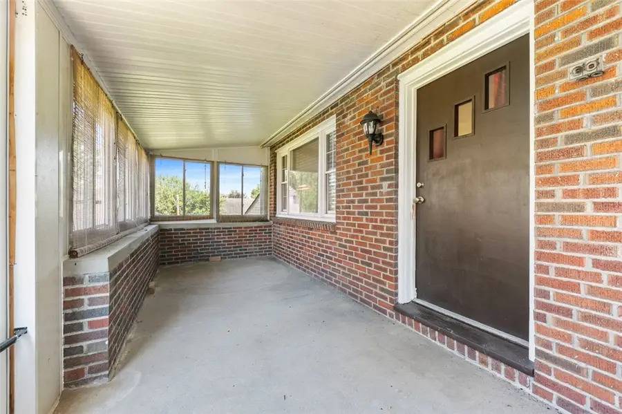306 1/2 Oakland Ave, Charleroi, PA 15022 - #2