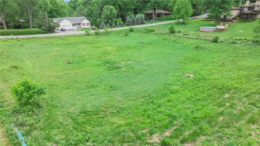 126 Laurel Dr, Beaver, PA 15009 - #2