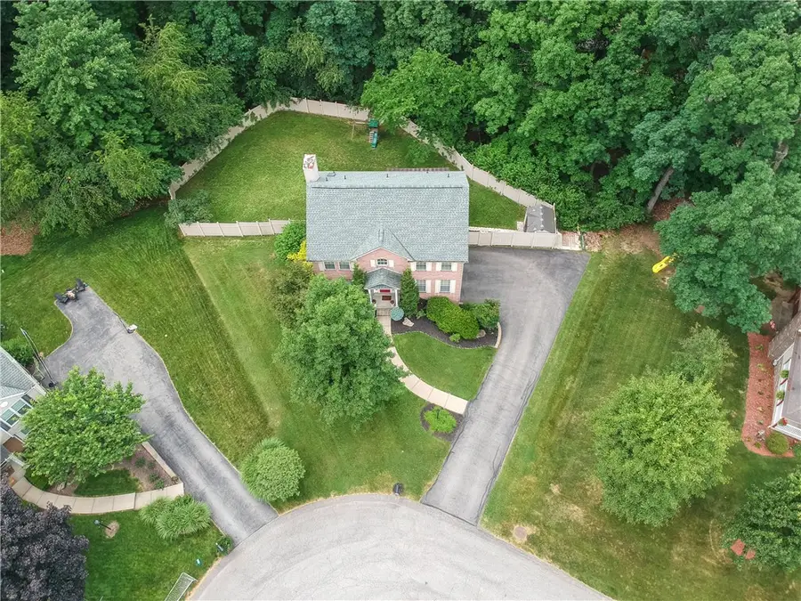 406 Chatham Ln, Cranberry, PA 16066 - #2