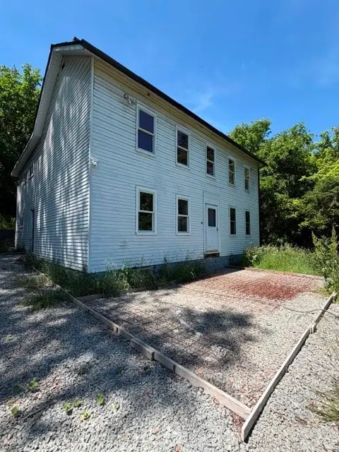55 Pumpkin Center Rd, Finleyville, PA 15332 - #1