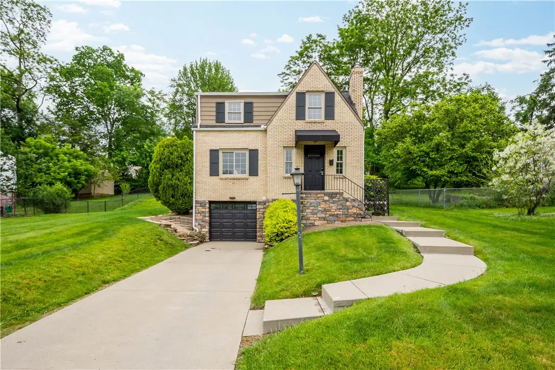 105 Pickwick, Bethel Park, PA 15102 - #1