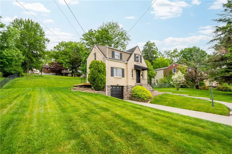 105 Pickwick, Bethel Park, PA 15102 - #3