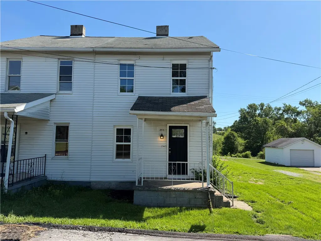 235 Jefferson Ave, Oliver, PA 15472 - #1