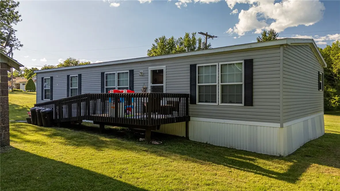 108 E 1st St, Crucible, PA 15325 - #1