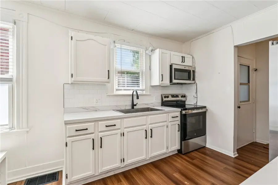 304 W Poland Ave, Bessemer, PA 16112 - #3