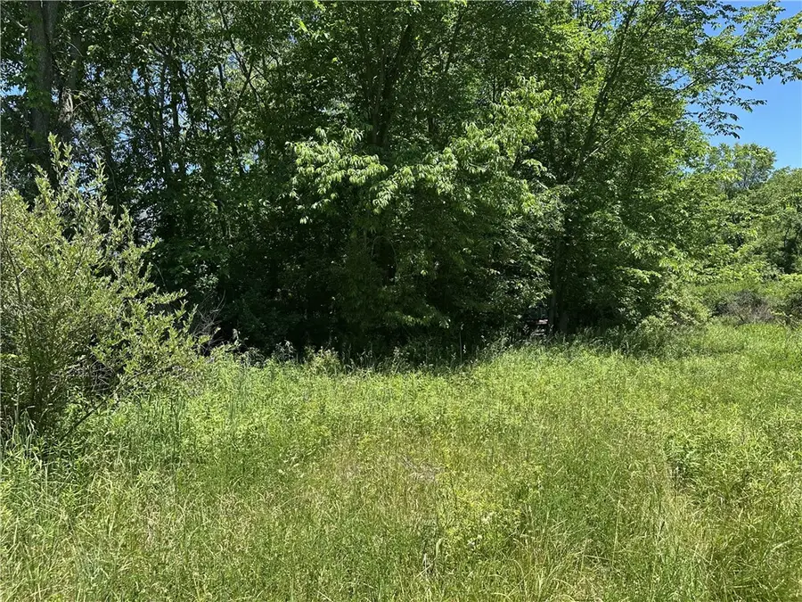 437 Upper Service Rd, Hookstown, PA 15050 - #2