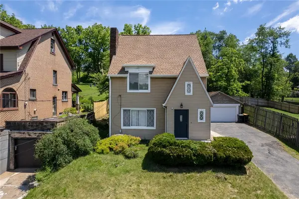5971 Library Rd, Bethel Park, PA 15102