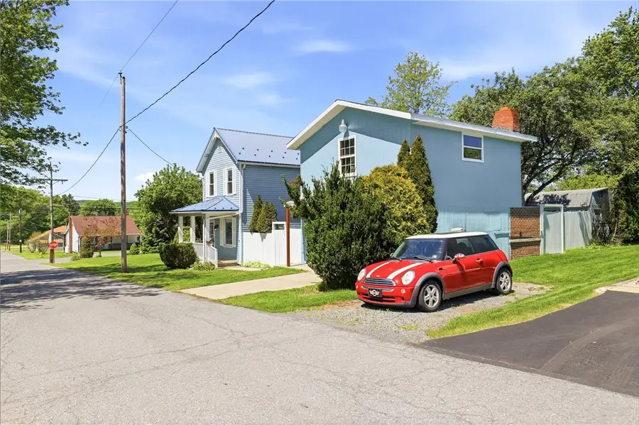 618 First Ave, Central City, PA 15926 - #2