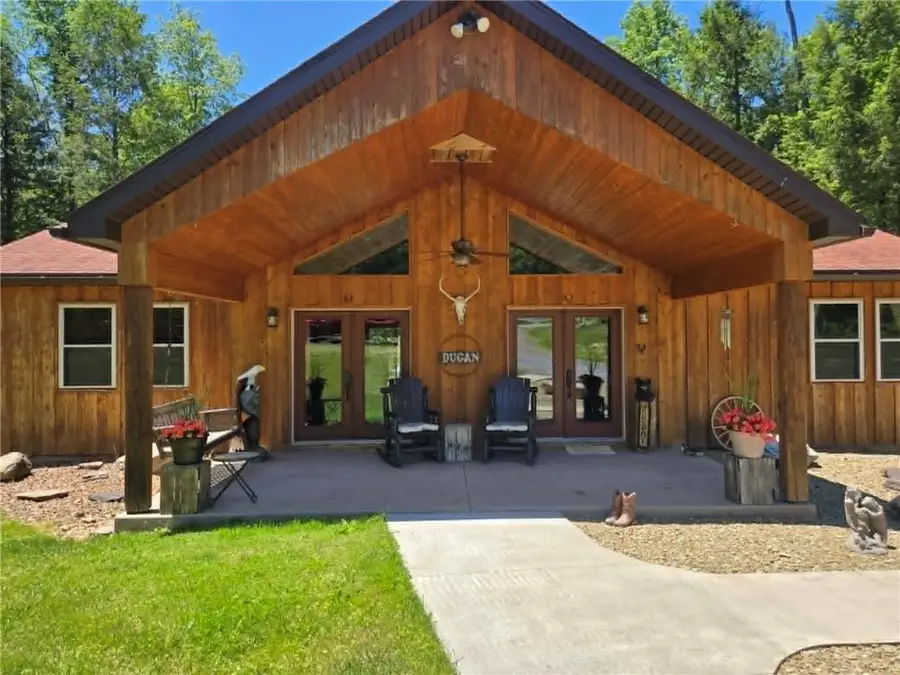 113 Elk Bugle Rd, Benezette, PA 15821 - #2