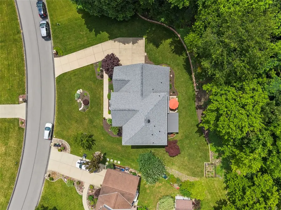 4016 Rustic Woods Dr, Jefferson Hills, PA 15025 - #3