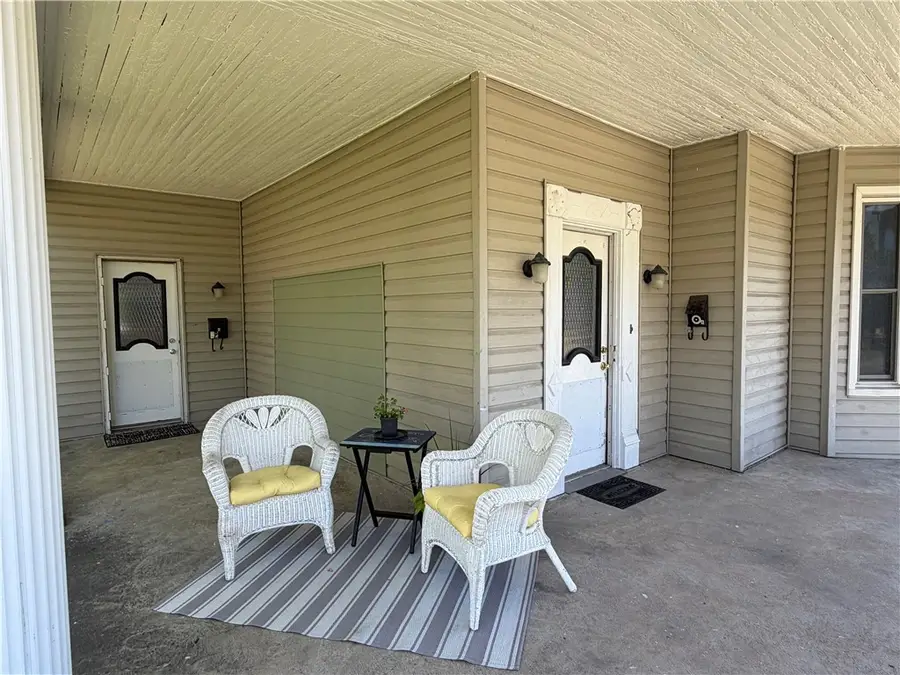 192 S Richhill Street, Waynesburg, PA 15370 - #3
