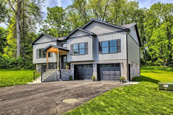442 Wendel Rd, Irwin, PA 15642